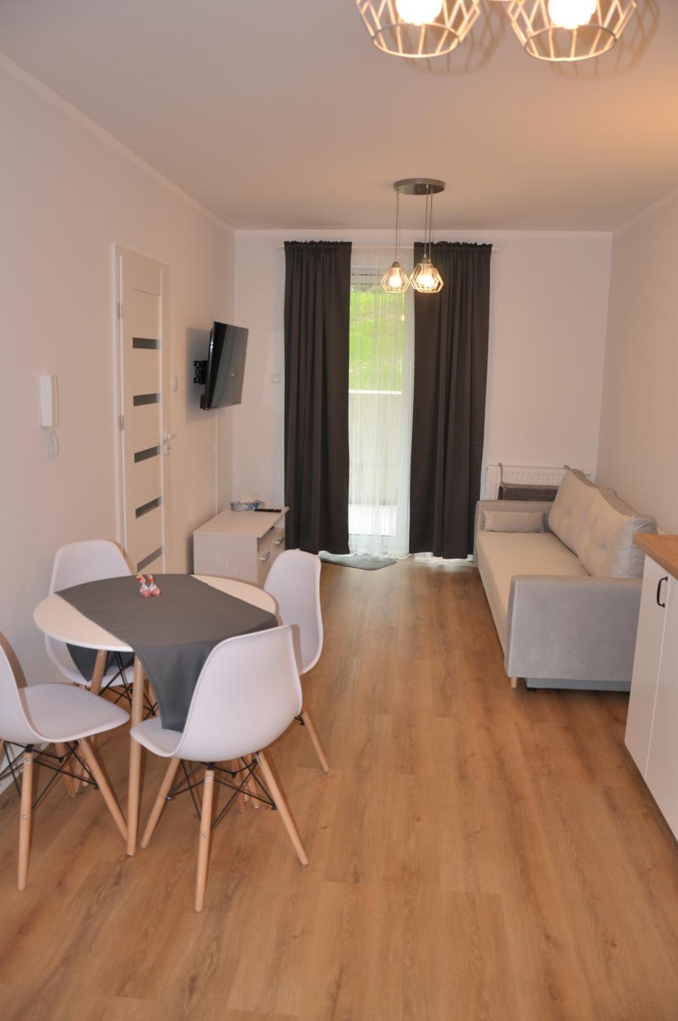 Malinowka Izerska Apartment ชเวียราโดว์-สโดรยจ์ ภายนอก รูปภาพ